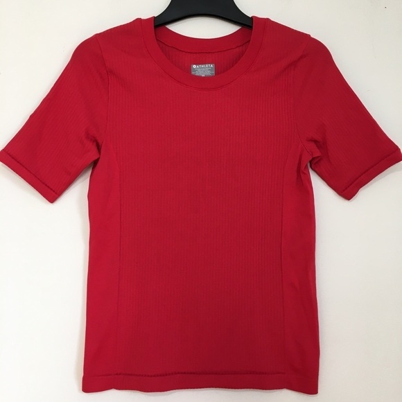 Athleta Red Crew Neck Short Sleeve Red Active T-Shirt - Picture 1 of 16